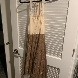 NWOT BEAUTIFUL Altar’d State lace dress
